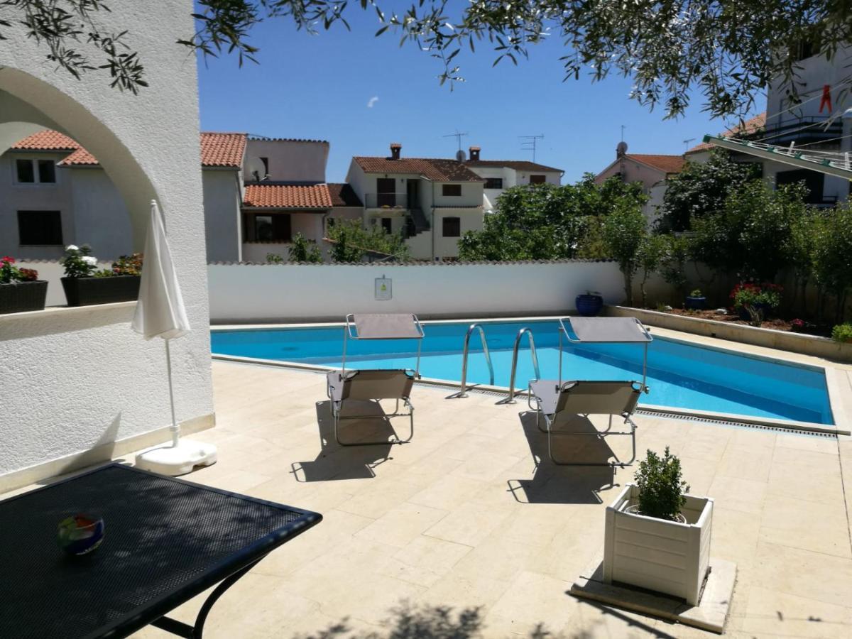 Ferienhaus Bozena Appartment 2 Vrsar Dış mekan fotoğraf